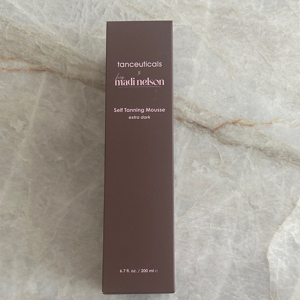 x Madi Nelson Self Tanning Mousse - Extra Dark Brown